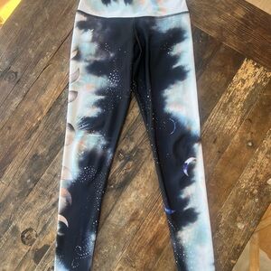 Onzie Cosmi Leggings - Black and White Sz XS